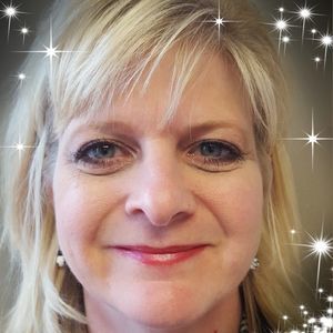 Meet your Posher, Pamela